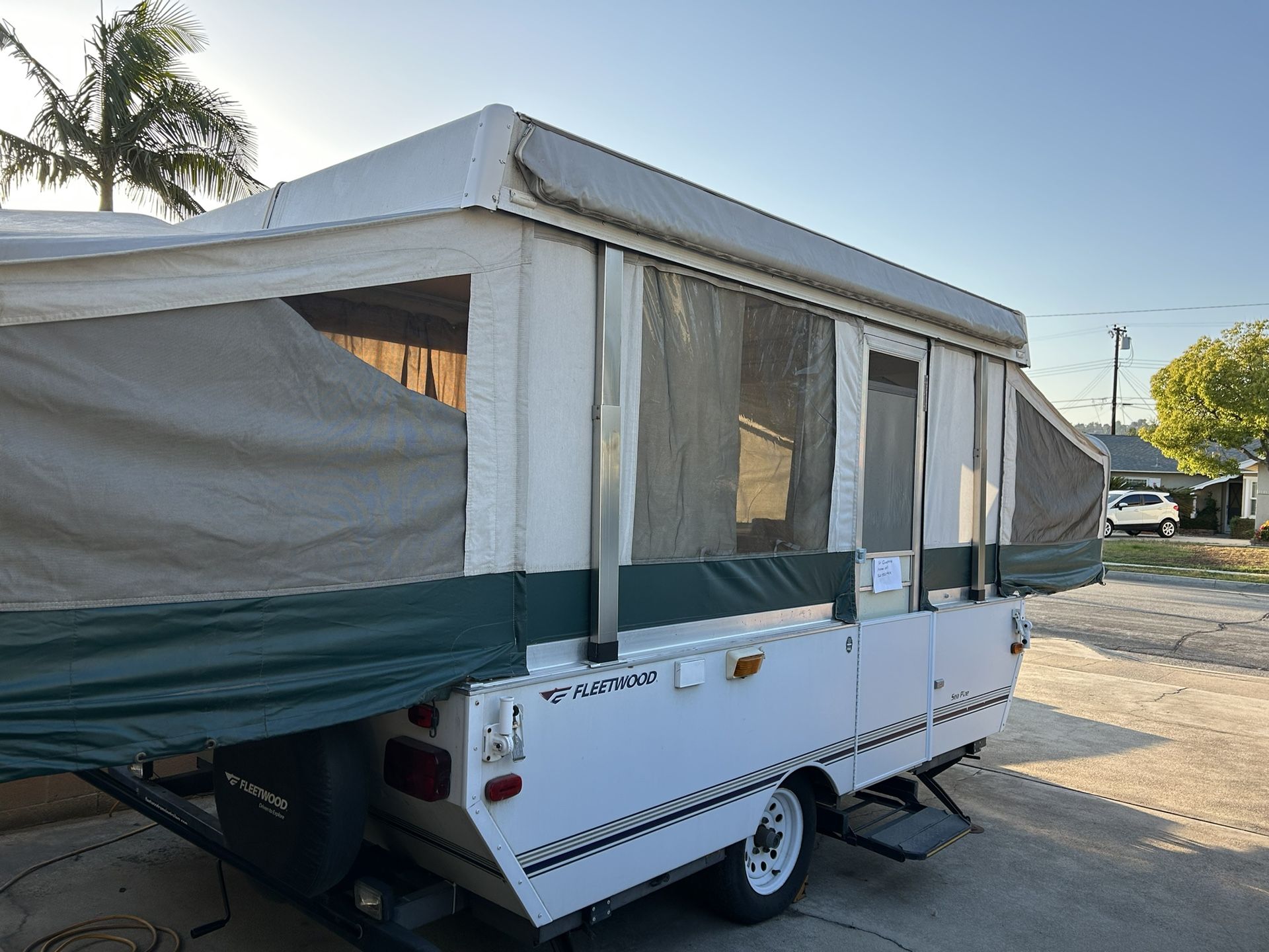 2008 Fleetwood Sea Pine Trailer