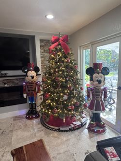 Mickey & Minnie Nutcrackers