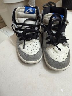 toddler boy jordan 1’s 9v