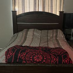 Queen Bedroom Set