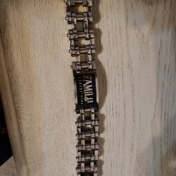 Chain Link Bracelet. 