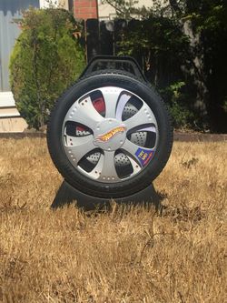 Hot Wheels spinner case