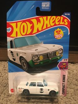 Alfa Romeo guilia ti super hot wheels