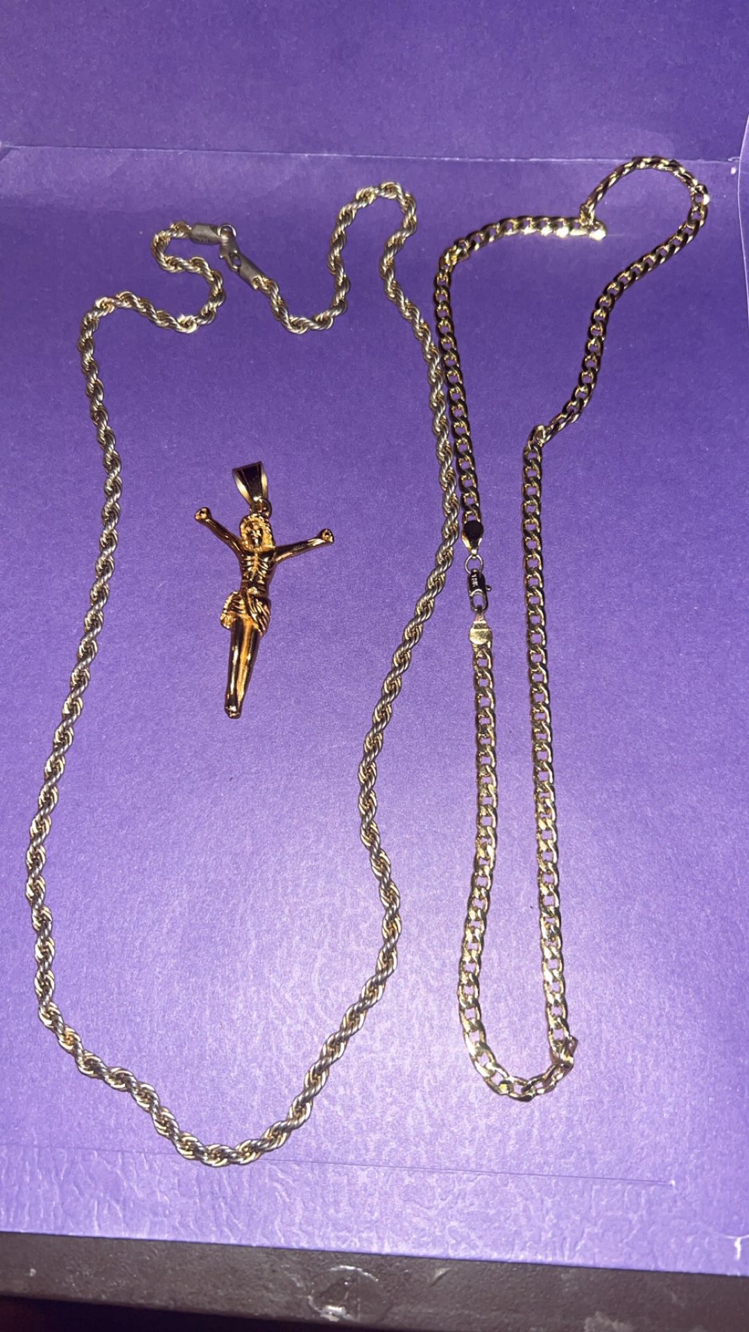 Gold Necklace On 18k And 14k Necklace, Selling It 