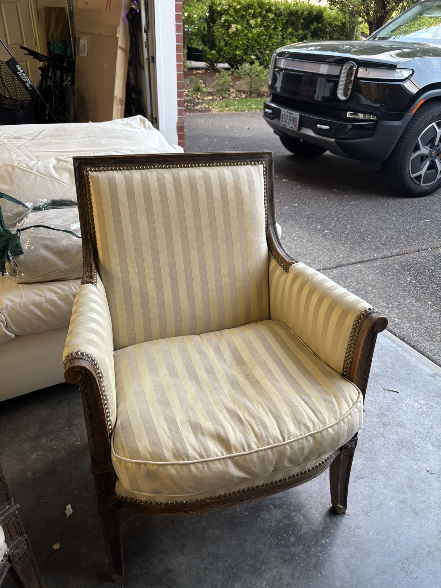 Vintage Gold Stripped Chair Set