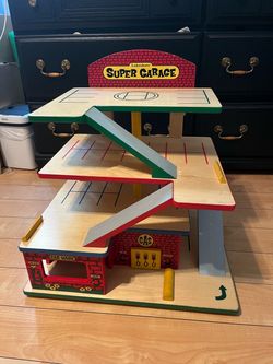 Lakeshore Super Garage