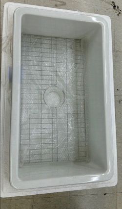 Undermount sink