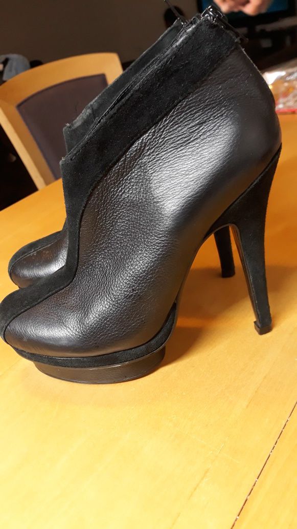 YSL heel boots for Sale in Las Vegas, NV - OfferUp