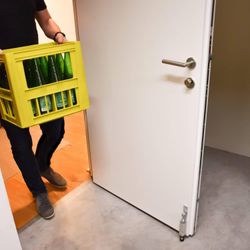 Kickdown Doorstop - Heavy Duty Door Stopper with Kick Down Step - NEW