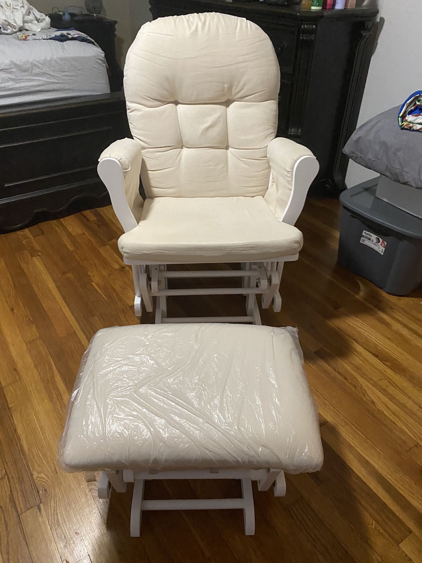 Rocking Chair And Changing Table