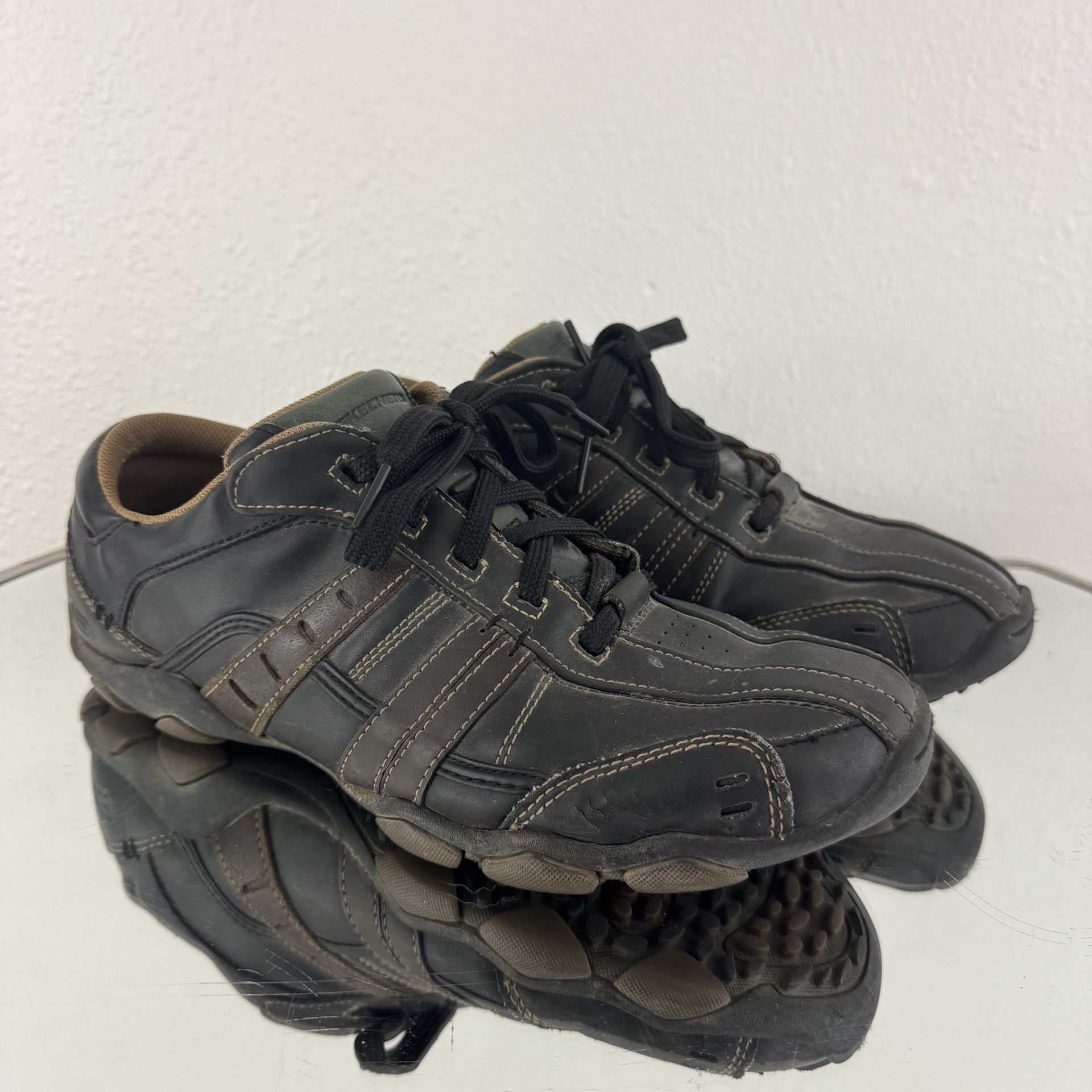SKECHERS Vintage 2000s Black Leather Lace Up Casual Bowler Oxford Sneakers