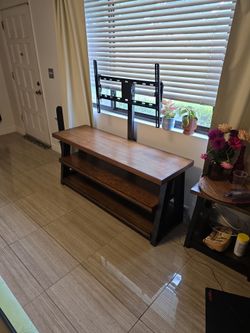 TV Stand - up 70 inch