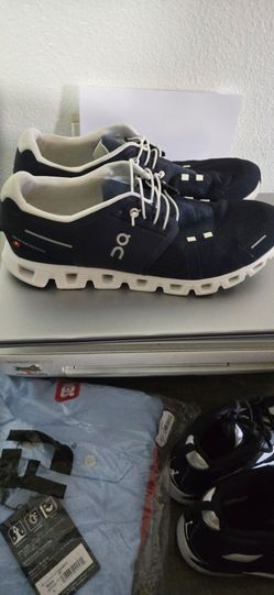 On Cloud men shoes blue