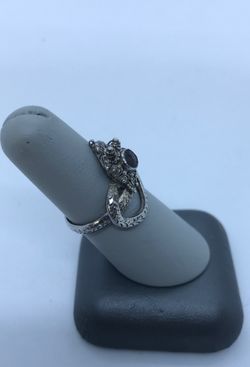 Snake style .950 Ring Estate Jewelry.