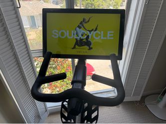 🚴 SoulCycle At-Home Bike  ( w Power Meter + Cycling Shoes)