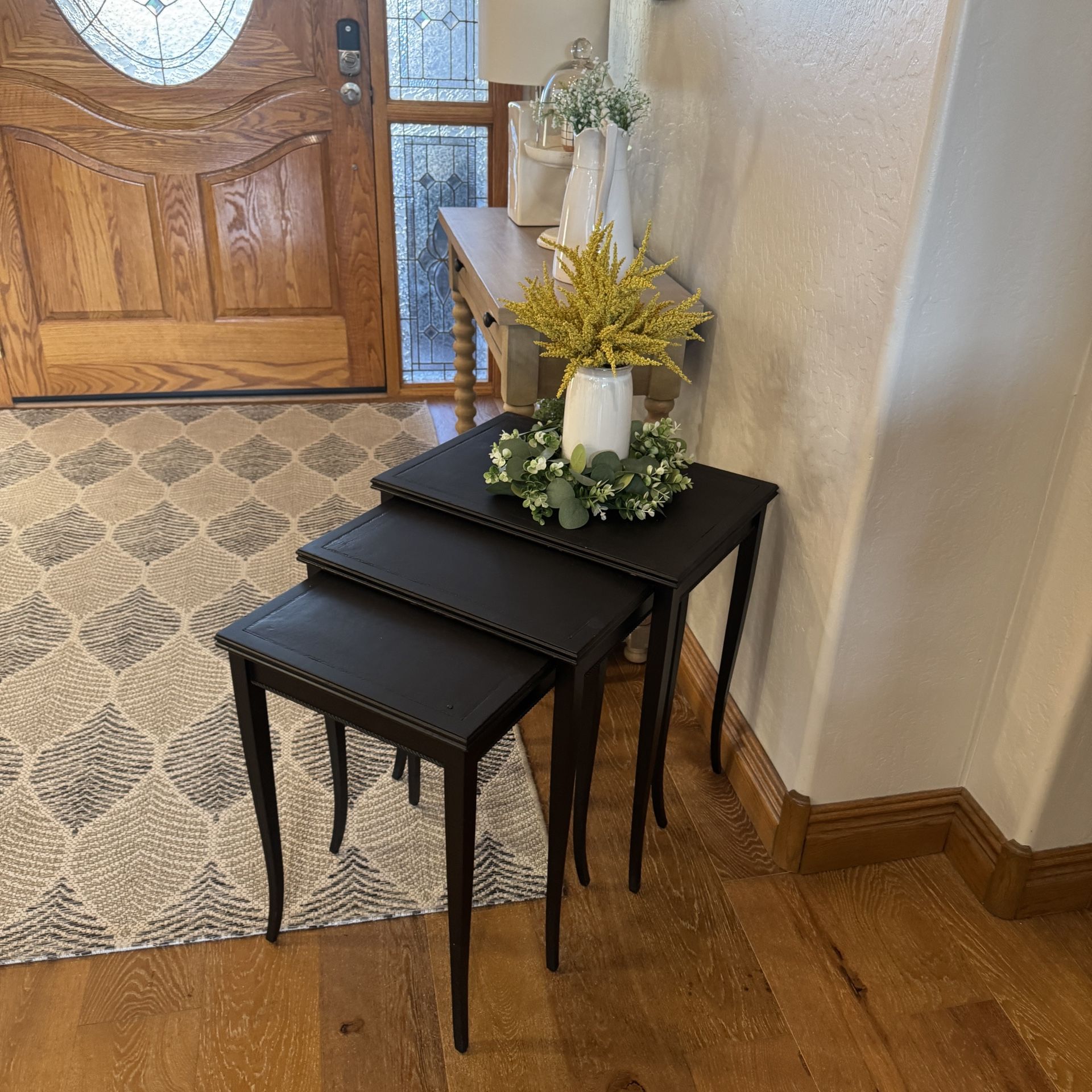 Farmhouse Vintage Nesting Tables (set of 3)