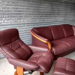 BRAND NEW - ABSOLUTELY BEAUTIFUL CANTONI LUXURY LEATHER SOFA SET