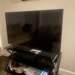 55 Inch Hisense TV