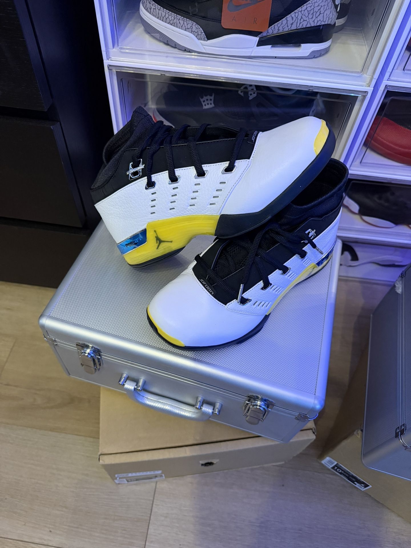 Air Jordan 17 Low Sp All Star Lightning