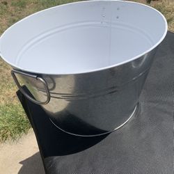 party bucket!  Metal basket  Can be used for beverages or anything 