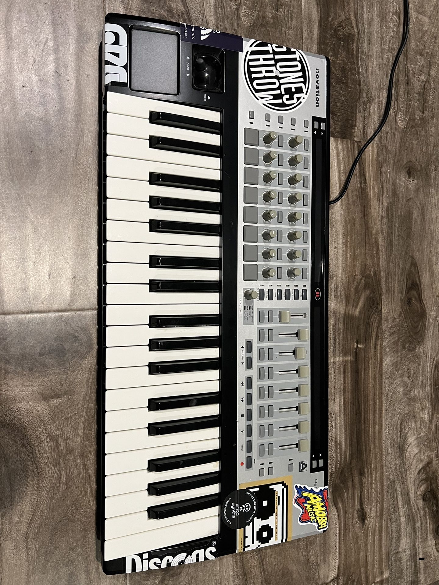 Novation Remote 37SL Mk2 MIDI Controller for Sale in Los Angeles, CA