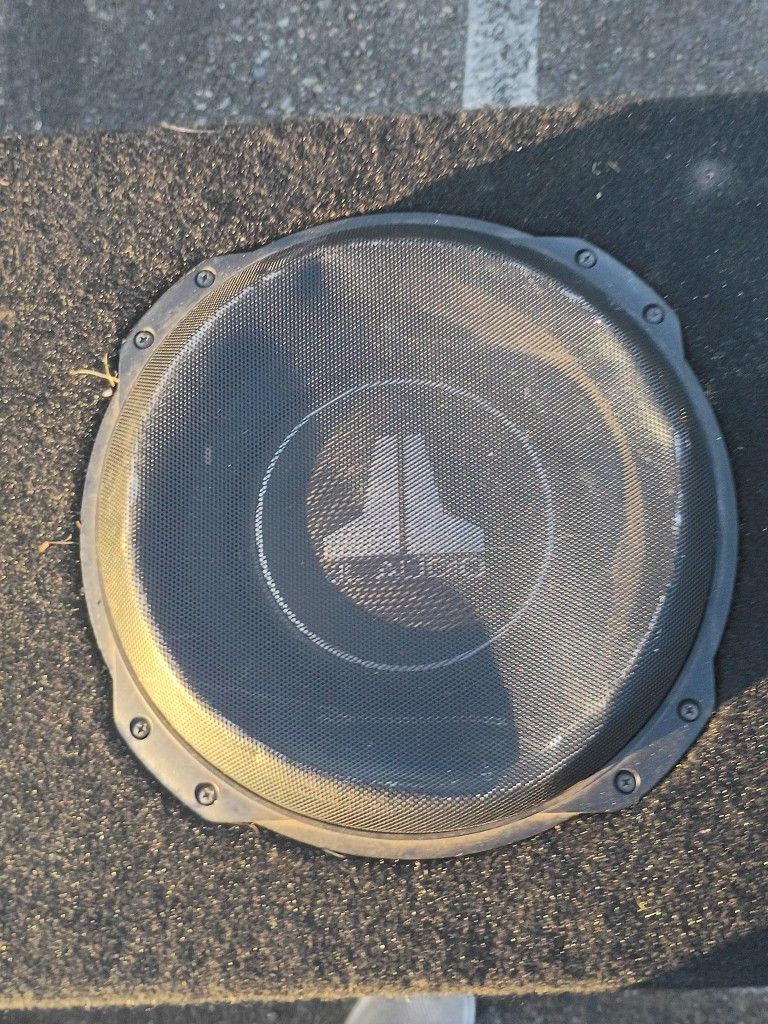 JL Audio 10" Sub