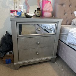 Nightstands (set of 2)