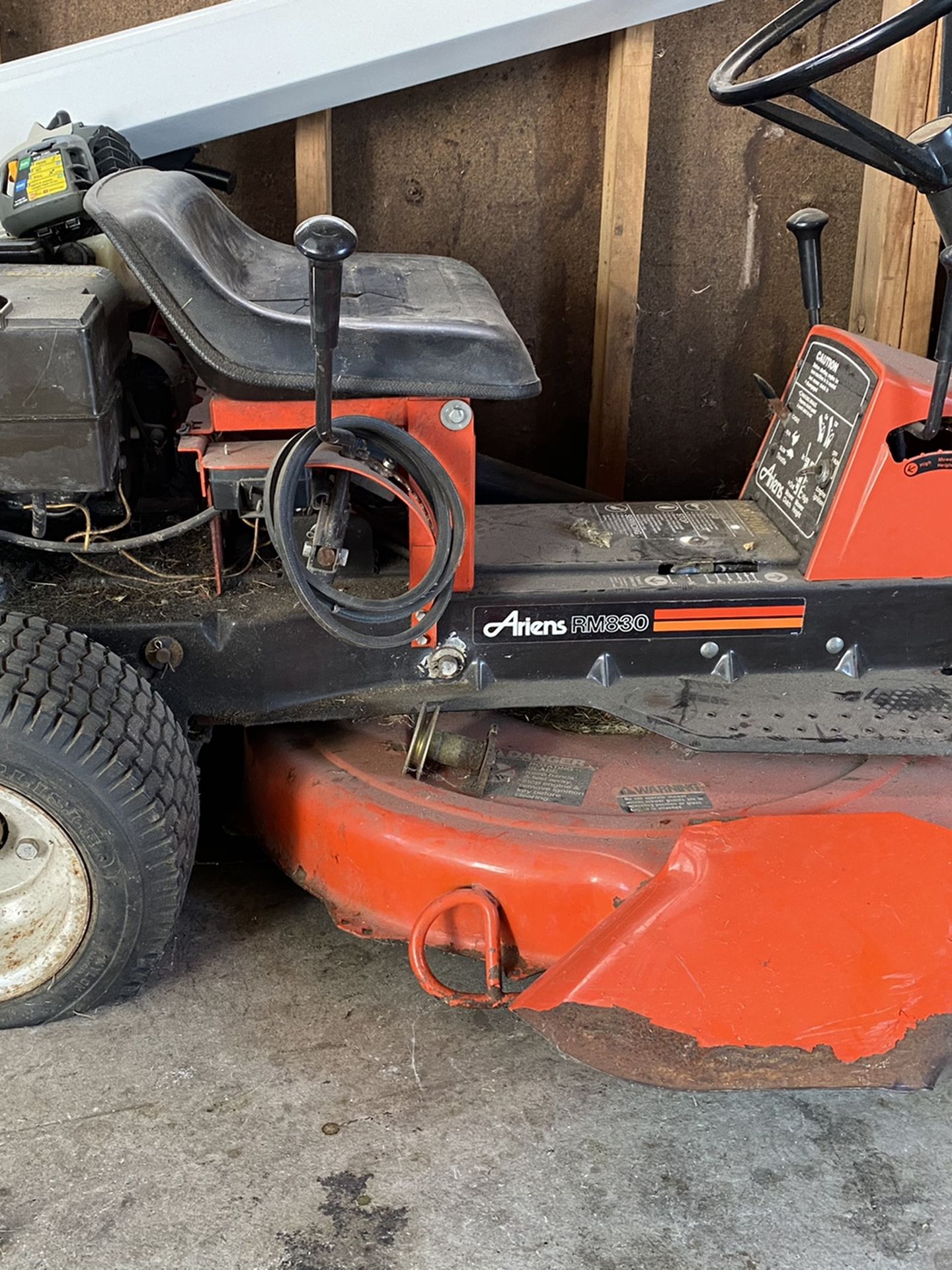 Ariens Riding Lawn Mower