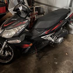 Sweet Tao Tao 150 Scooter Project make your top offer