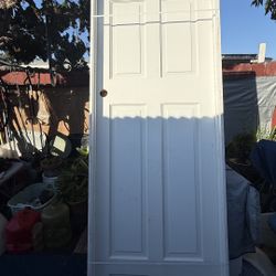 8 Foot White Door Length 34in
