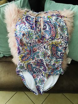 New Liz Claiborne bathing suit