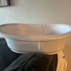Free Frida Baby Tub 