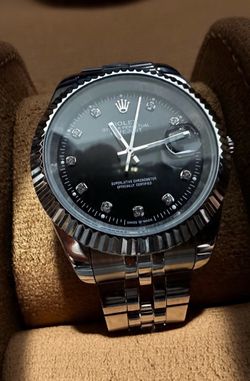Men’s dress watch