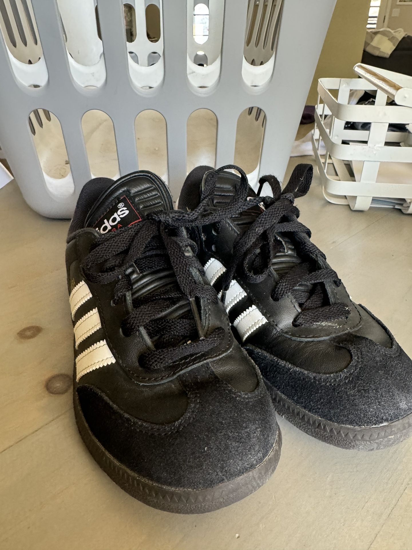 Kids Adidas Sambas 