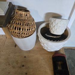 Flower Pots And Baskets