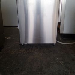 Kitchen Aide Dishwasher 