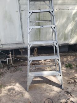 escalera  de aluminum  de 8ft  