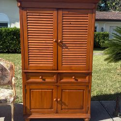 Storage Cabinet 
