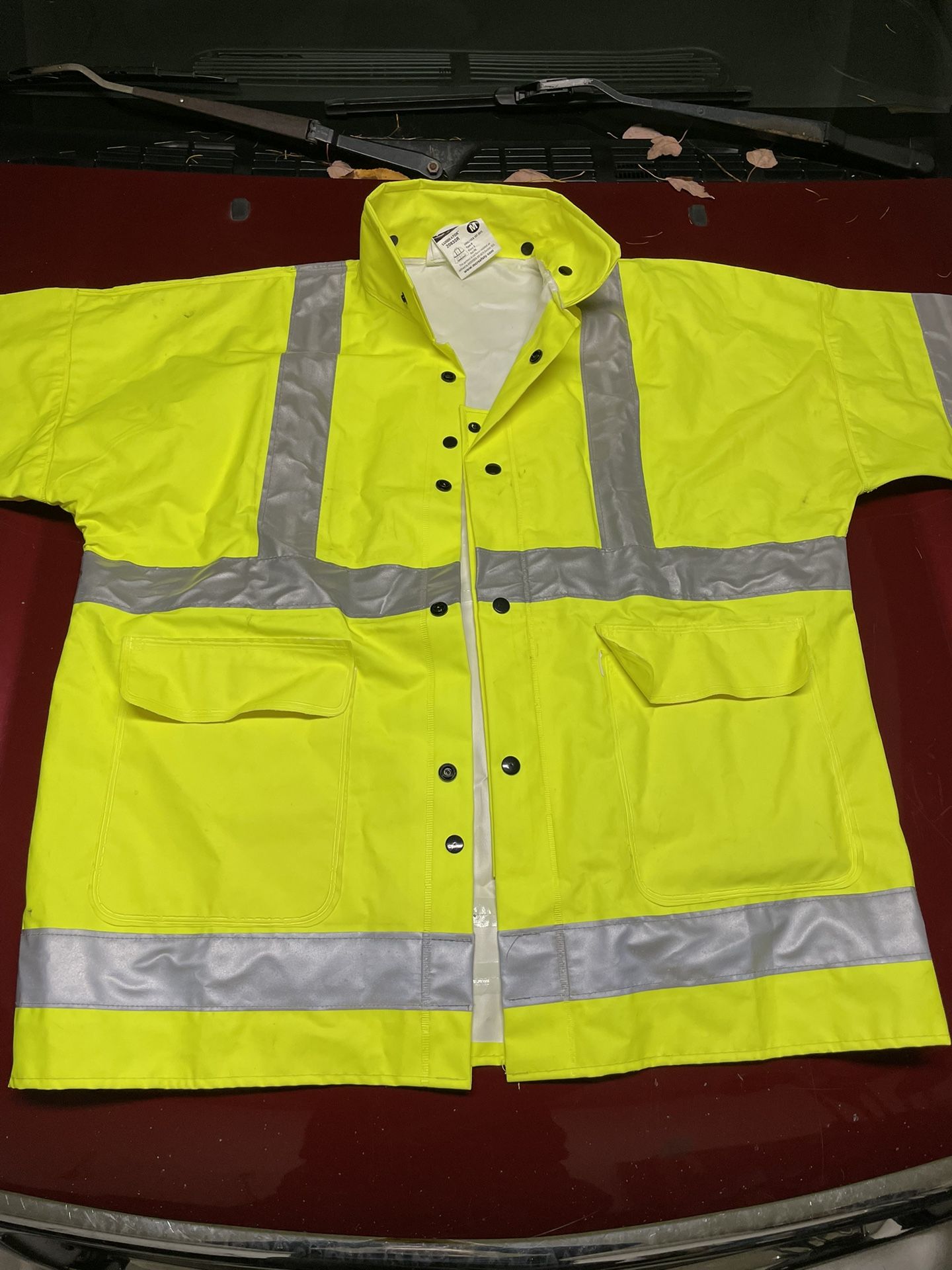 High Visibility Rain Jacket Medium