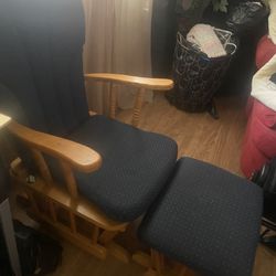 wood rocking chair with ottoman