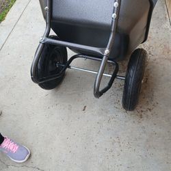 CARRETILLA NEW MUY FRAFIL PARA  TRAVAJAR