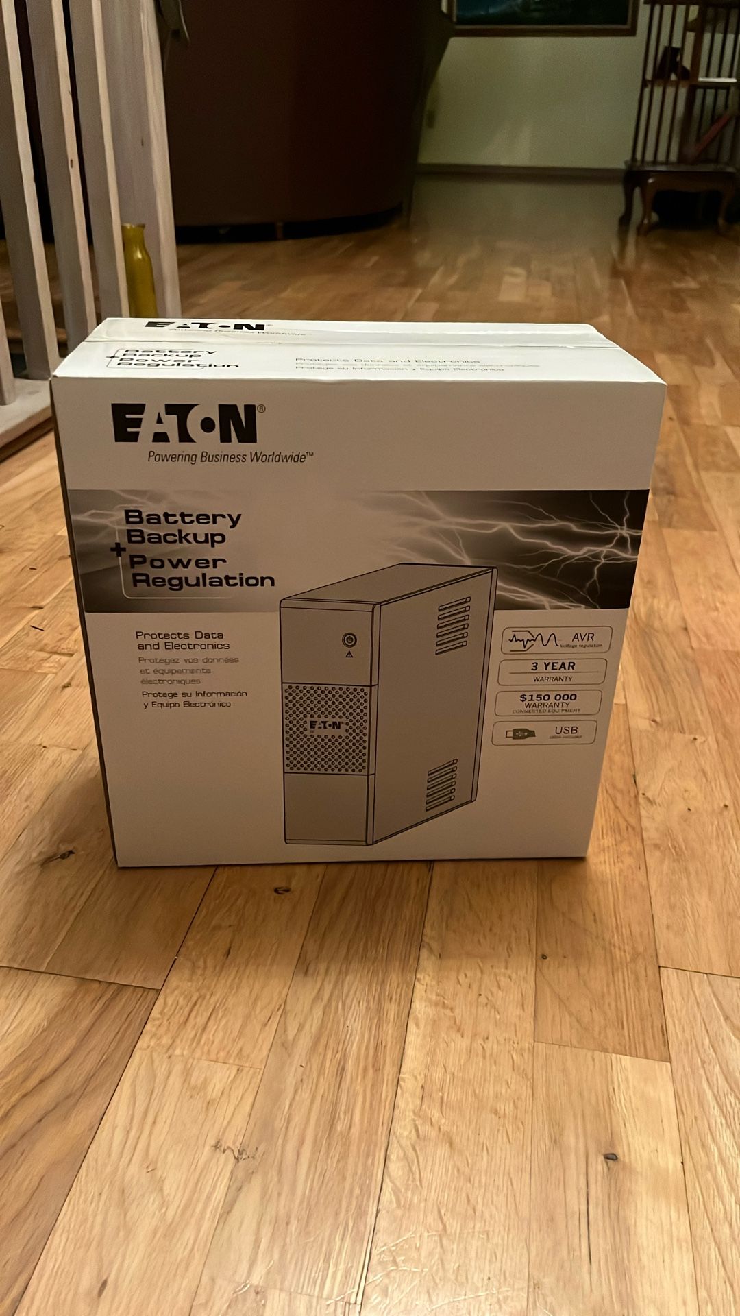 Eaton 5s 550 Battery Backup + Power regulation