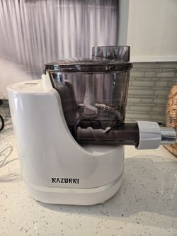 Brand NEW Electric Pasta & Noodle Maker