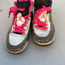 JORDAN SHOES- US 13C