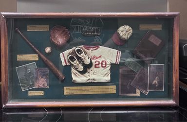 Classic baseball shadow box