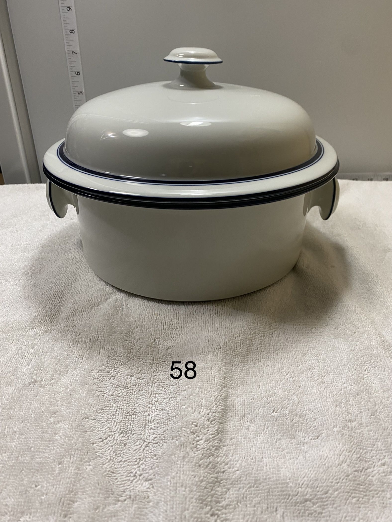 Gorgeous White & Blue DANSK BISTRO Maribo Japan LARGE POT With Lid. Christianshavn Blue 3.5 Quart Round Covered Casserole, 9" White Handled Casserole