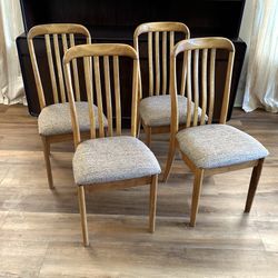Mid Century Modern Chairs