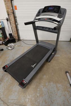Used FreeMotion 860 SFTL155133 Folding Treadmill  