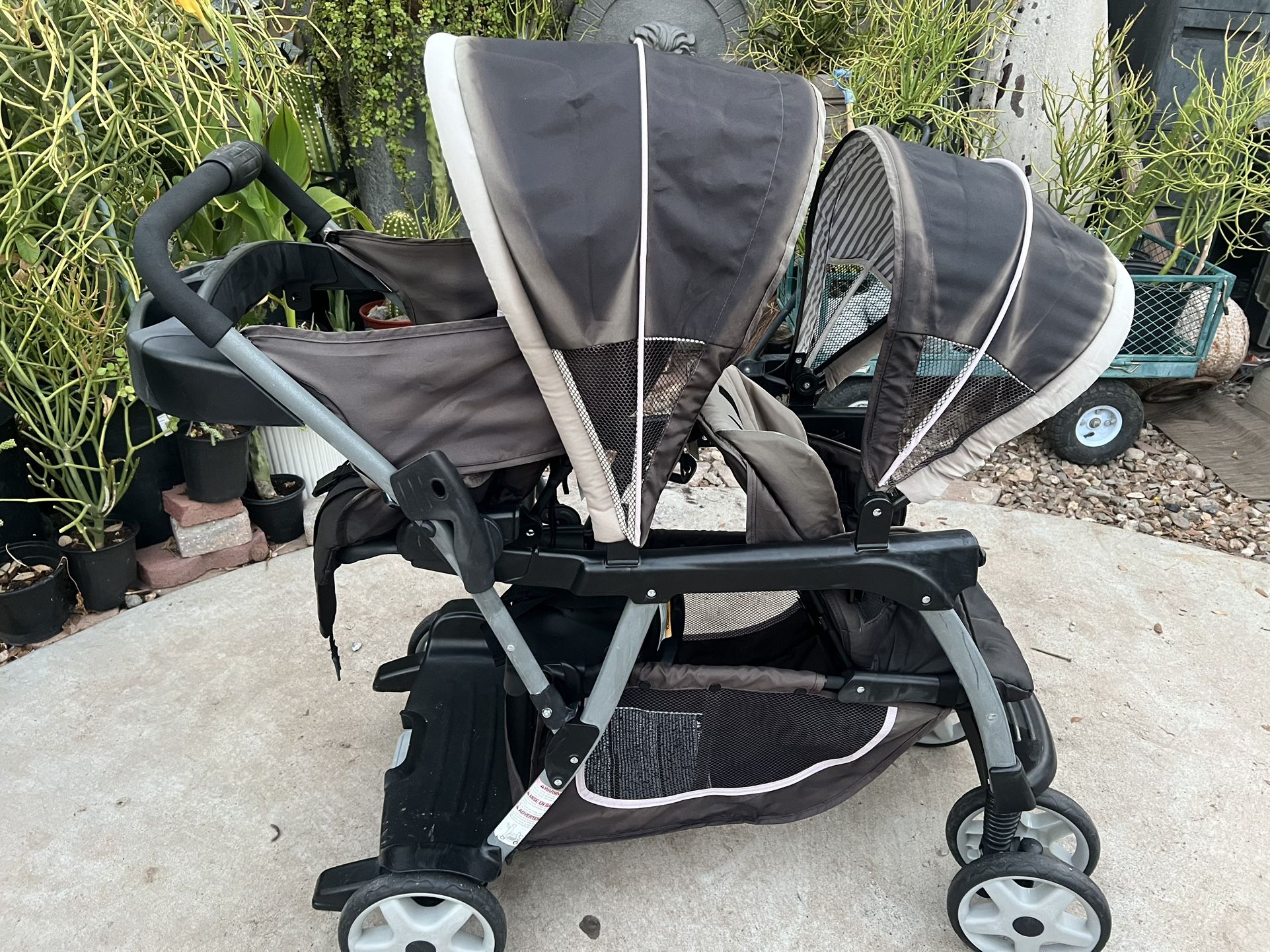 Stroller 