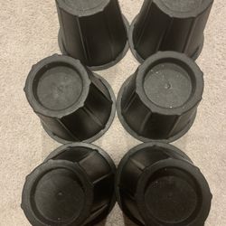  5 Round Bed Risers 